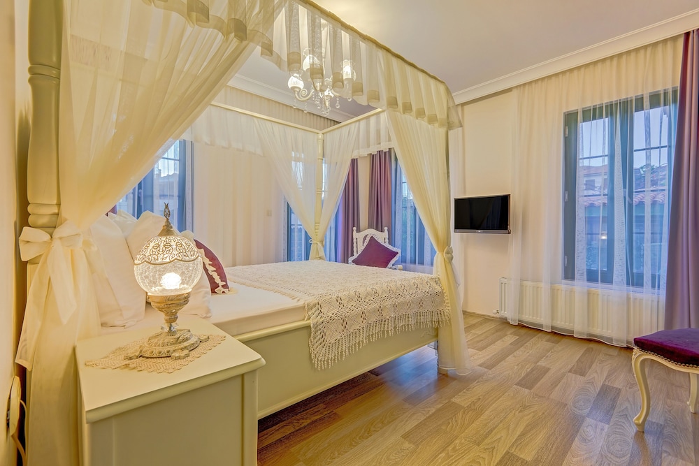 Cunda Esen Hotel 24/50