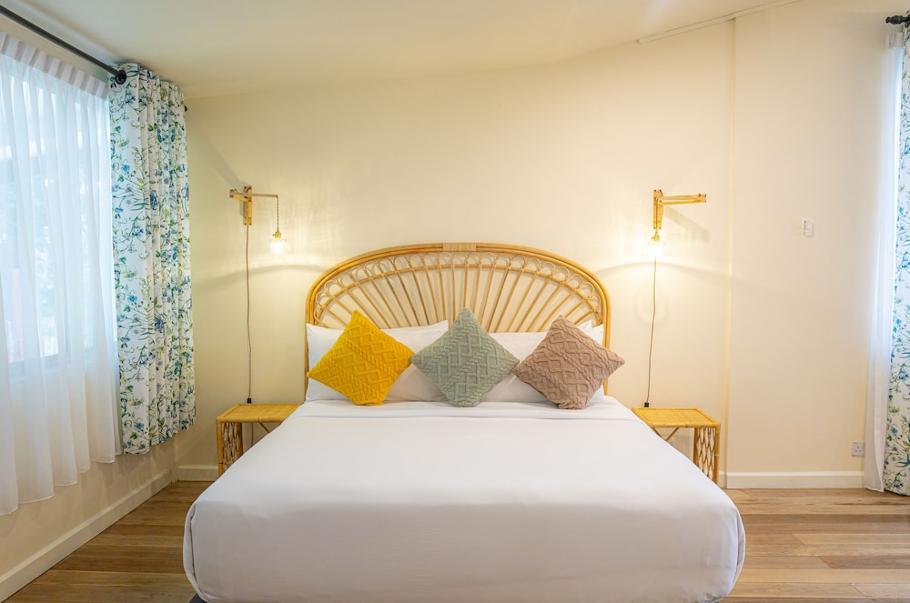 Suite, King Bed