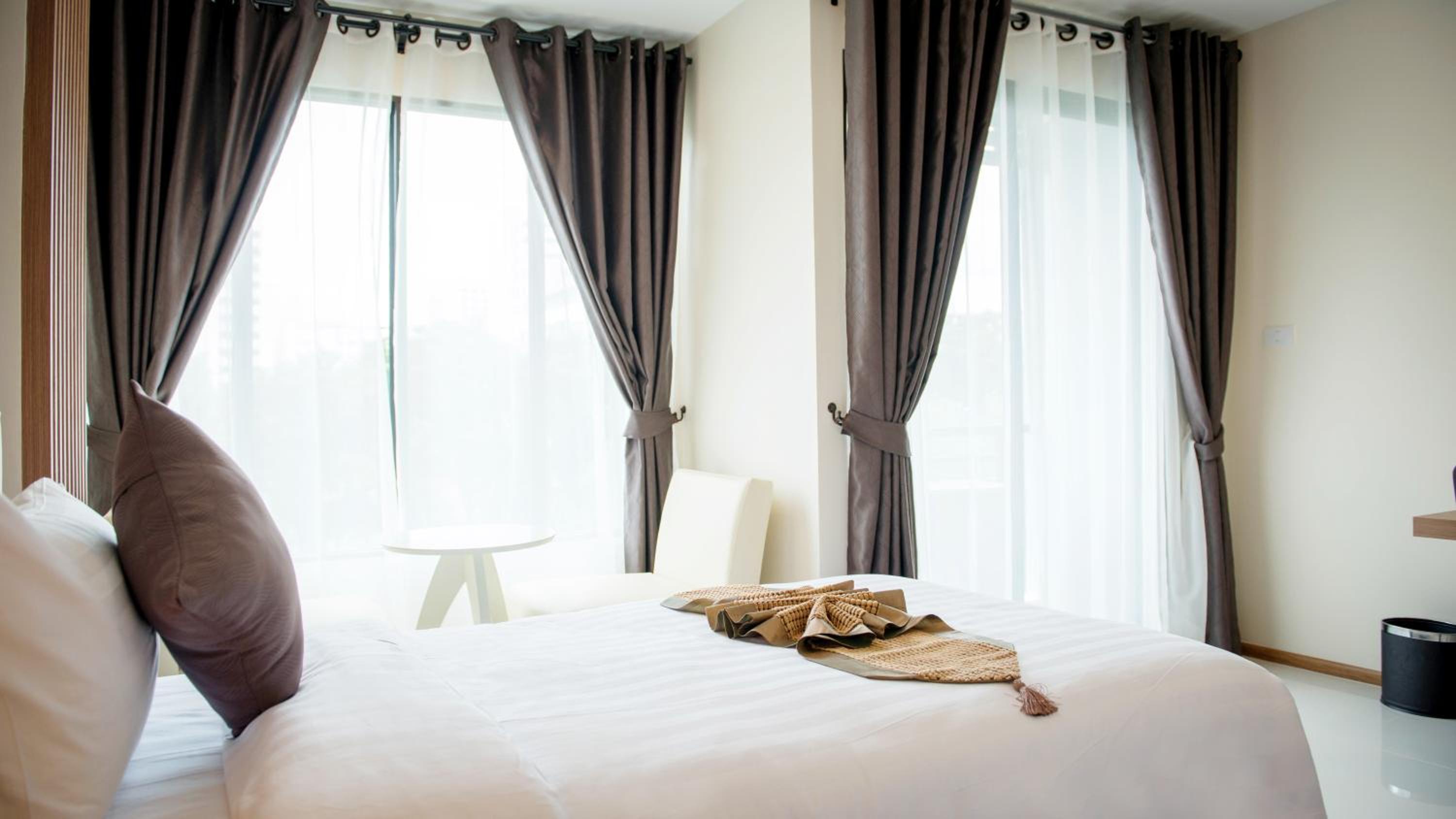 Standard, King Bed