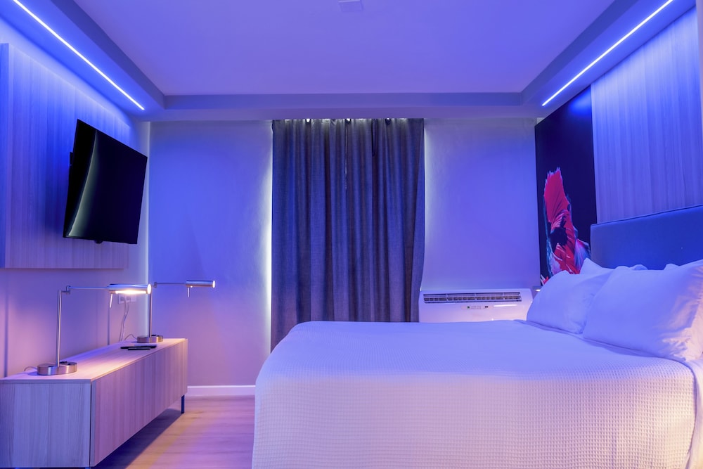 TRYP by Wyndham Aruba Adults Only Hotel 25/75