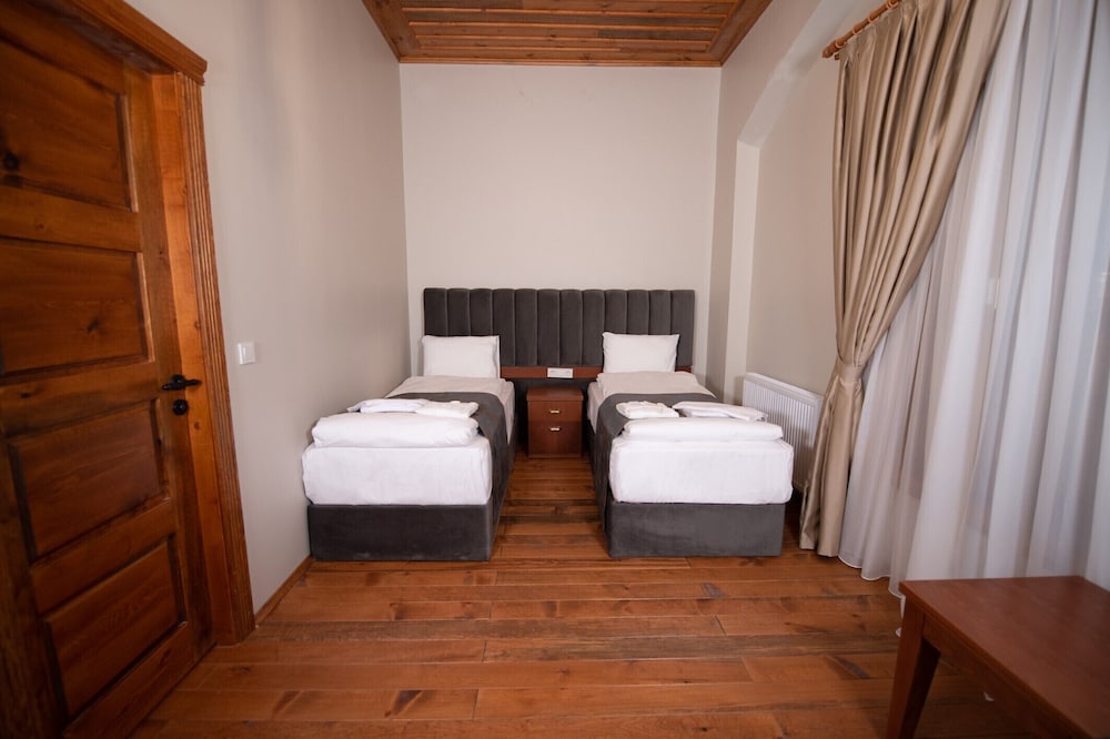 Ahiska Palas Otel 19/46