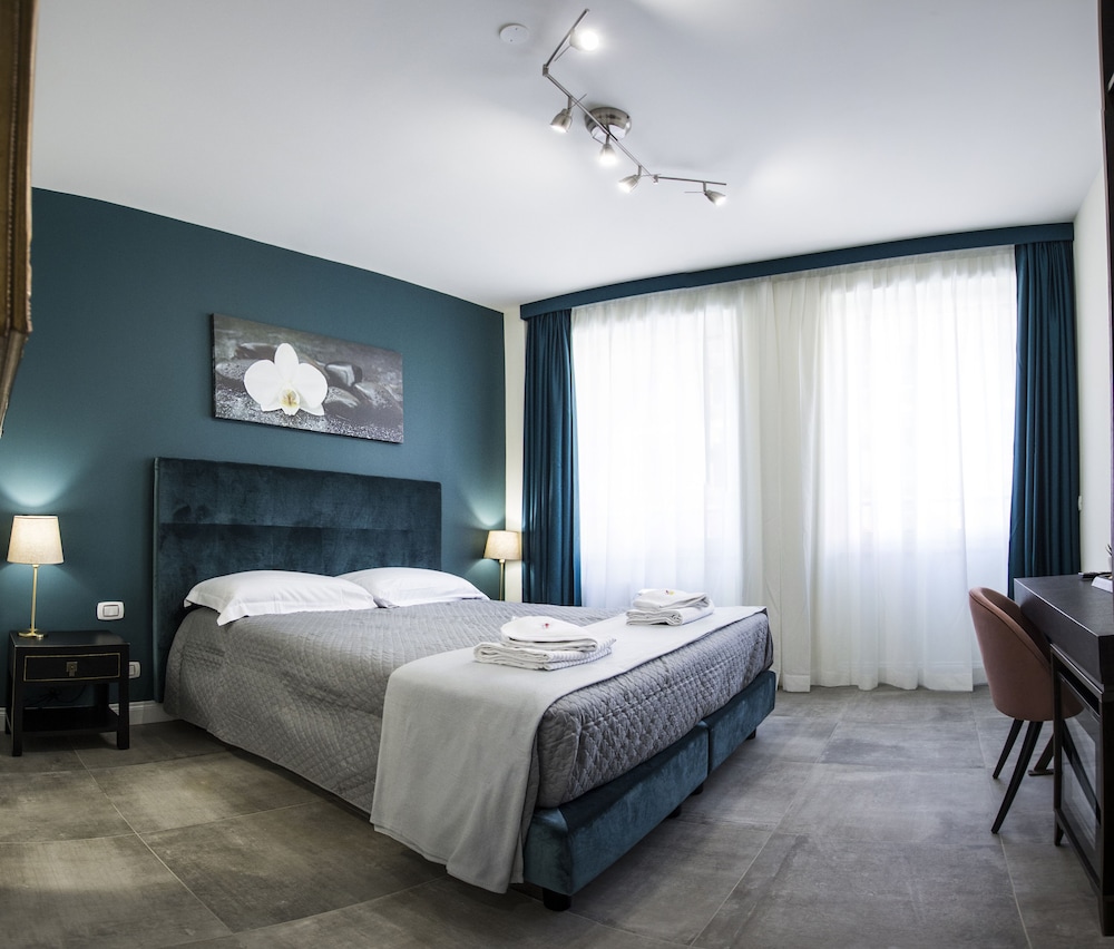 Regolo Rooms Vaticano 5/42