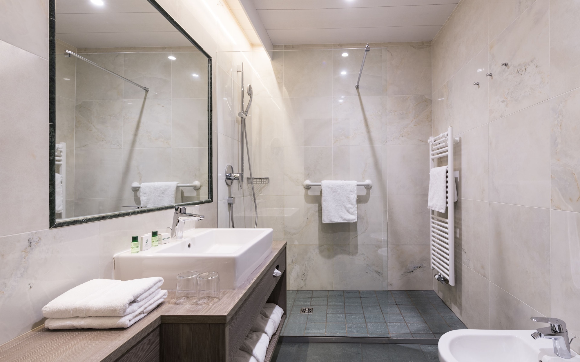 Comfort, King Bed, Grunerbaum Hotels 4/5