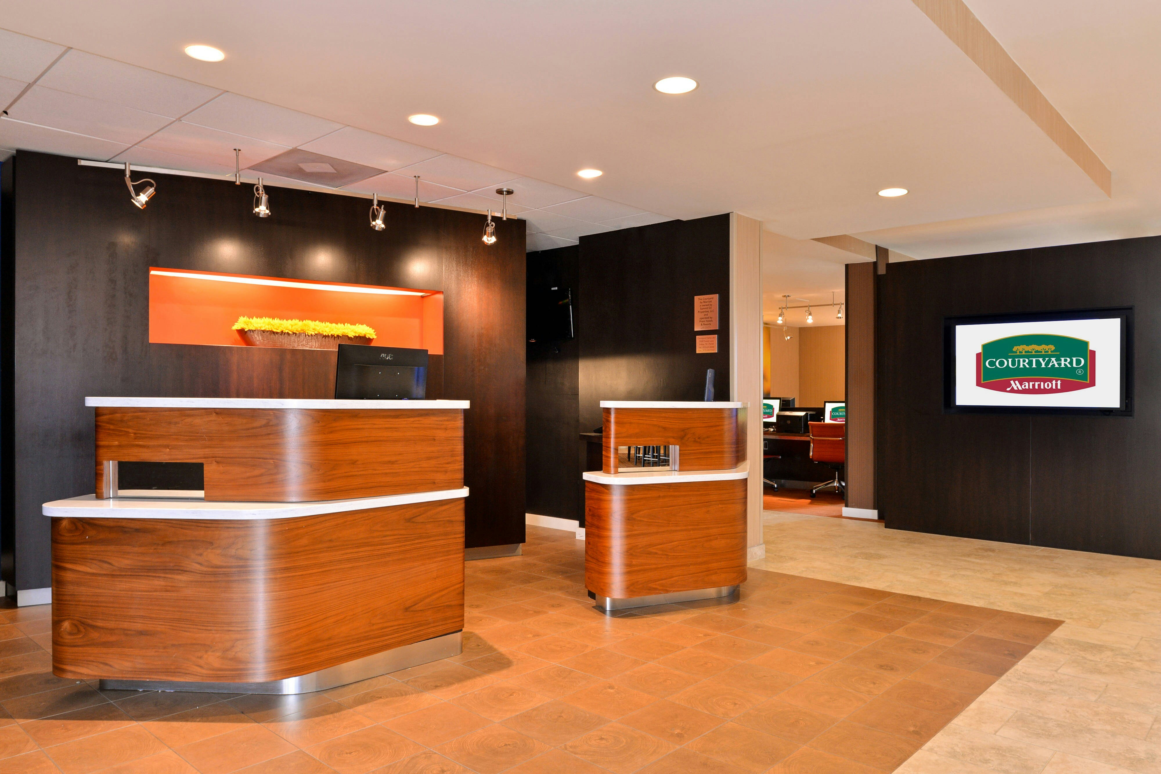 Lobby at Courtyard Dallas Northwest, DALLAS - TX