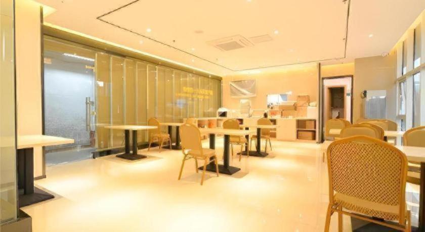 City Comfort Inn (Zhuhai Qinglv Middle Road) 34/54