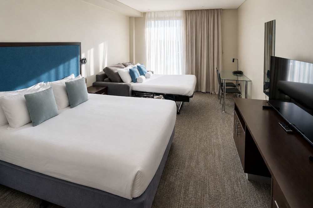 Mercure Centro Port Macquarie 26/68