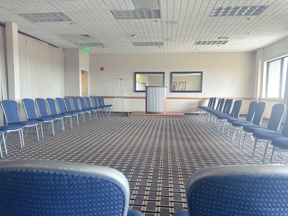 Quality Inn & Suites Fort Collins East 45/58
