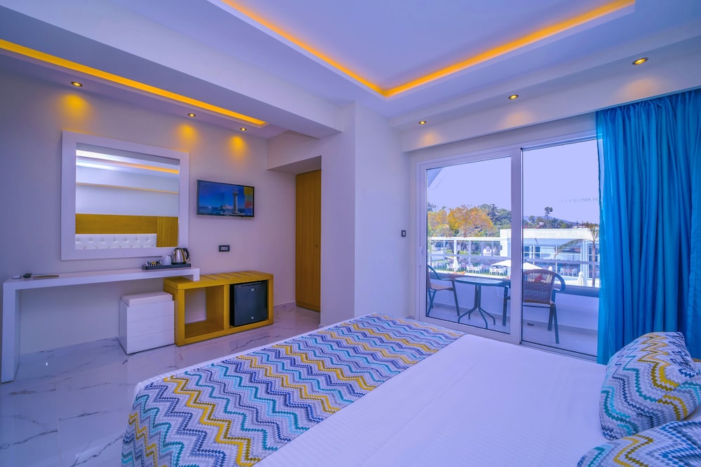 Oceanis Park Hotel 45/88