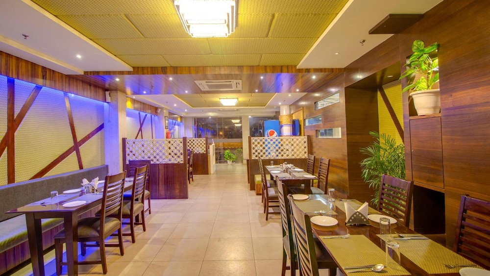 Golden Eagle By Keshav Global Hotels 27/40