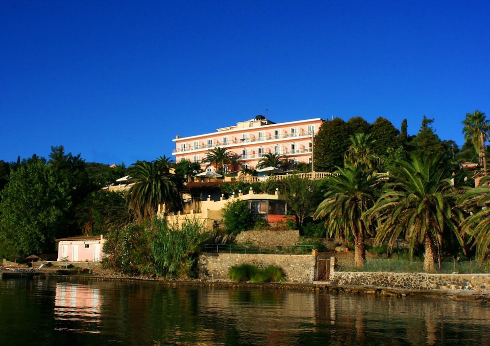 Aegli Hotel 58/64