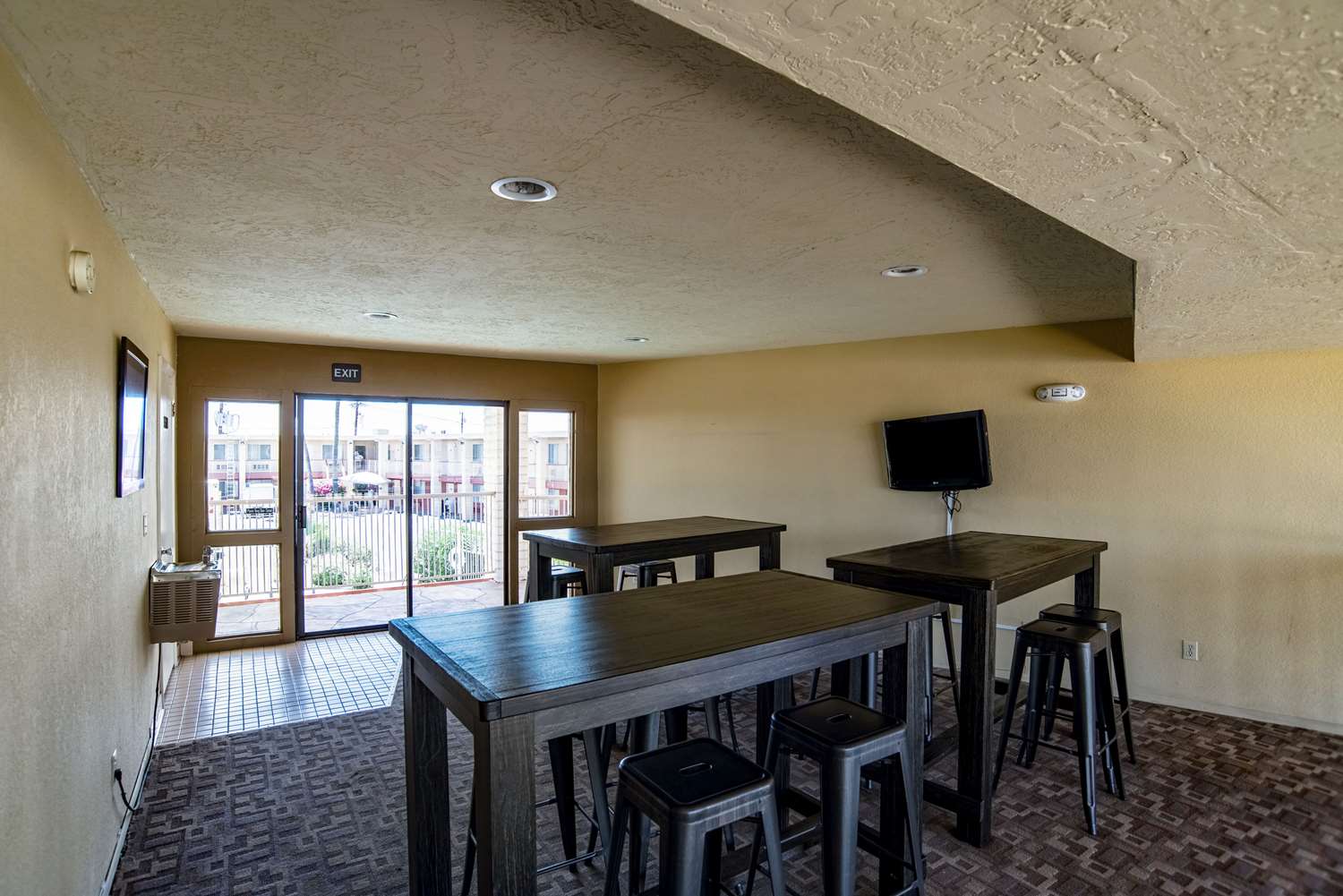 Quality Inn & Suites Phoenix NW - Sun City 11/18