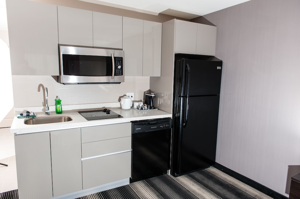 Western Star All Suites Signature Hotel 52/66