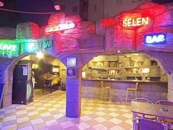 Selen 1 Hotel 3/26