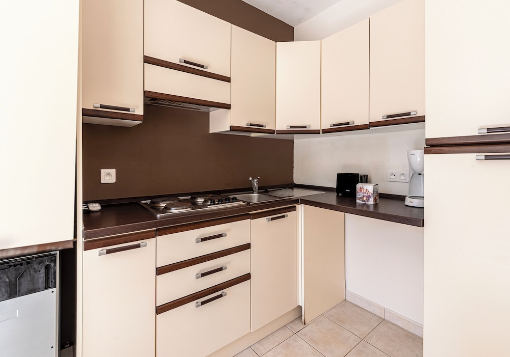 Residence Lisa Maria 10/58