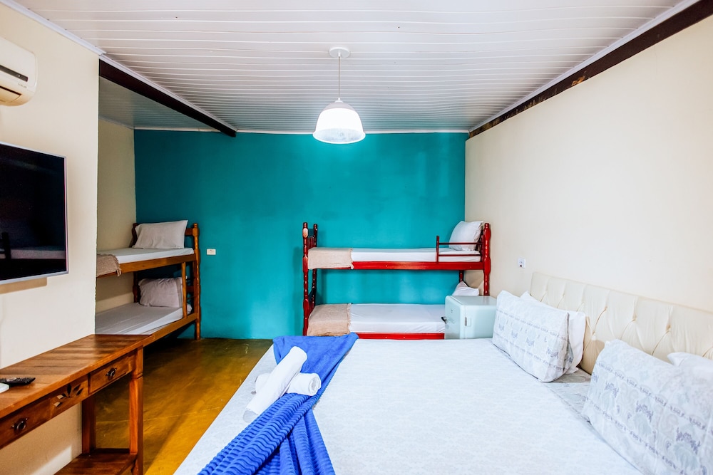 Velinn Hpj Ilhabela Hostel 23/50