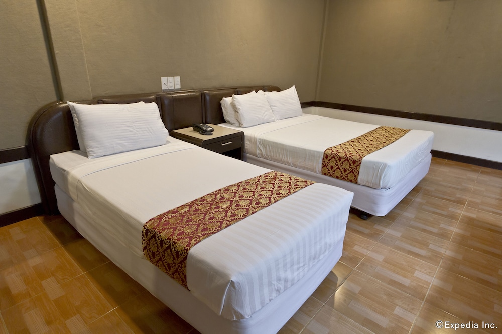 Holiday Spa Hotel 18/50