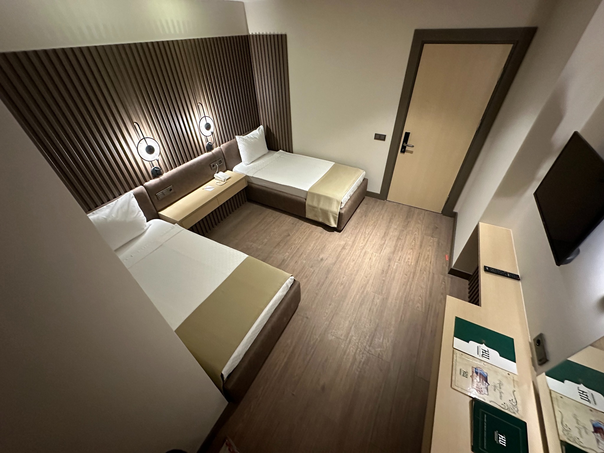 Swim Up, Family Suite