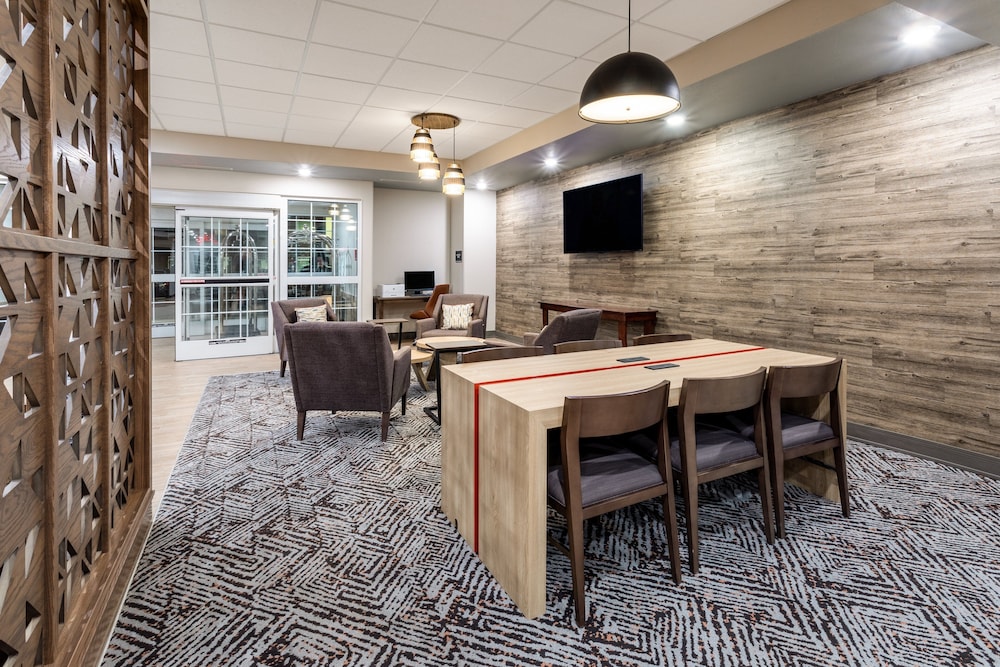Candlewood Suites Grand Junction Nw 47/68