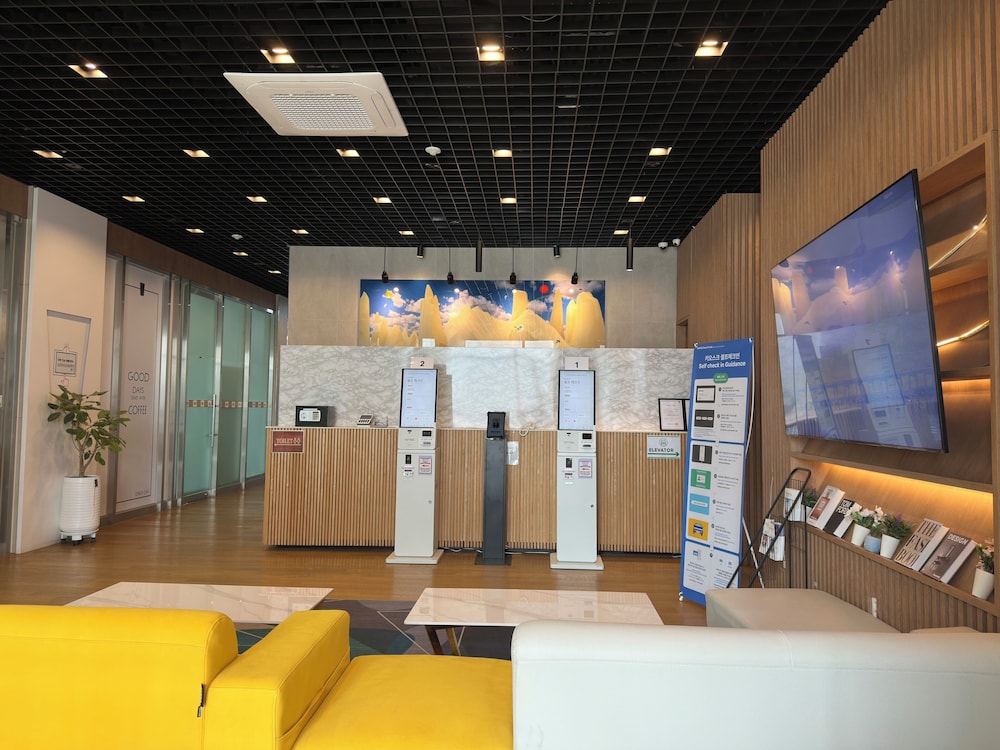 SR Hotel Yeongjong 12/52