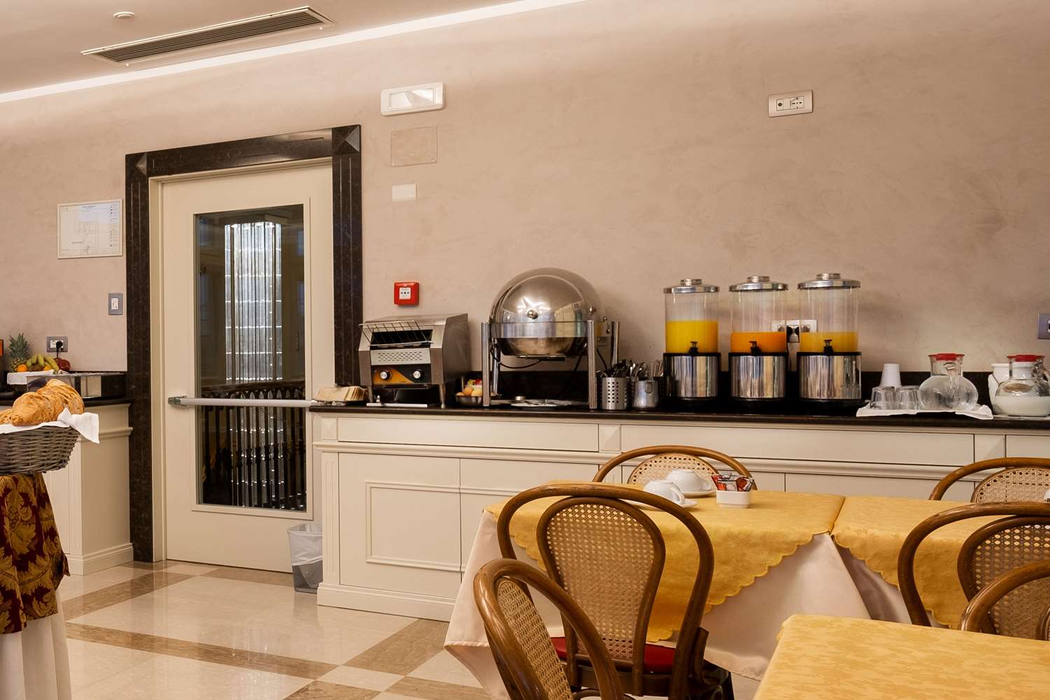 Comfort Hotel Bolivar 24/29