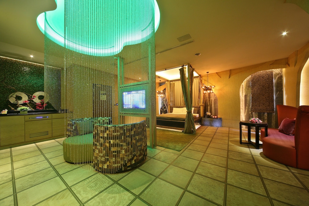 Dubai Villa Motel 55/69