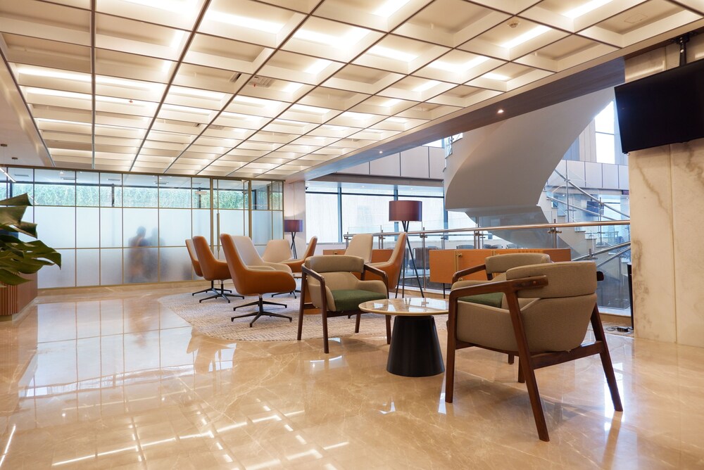Grand Anara Airport Hotel 32/50