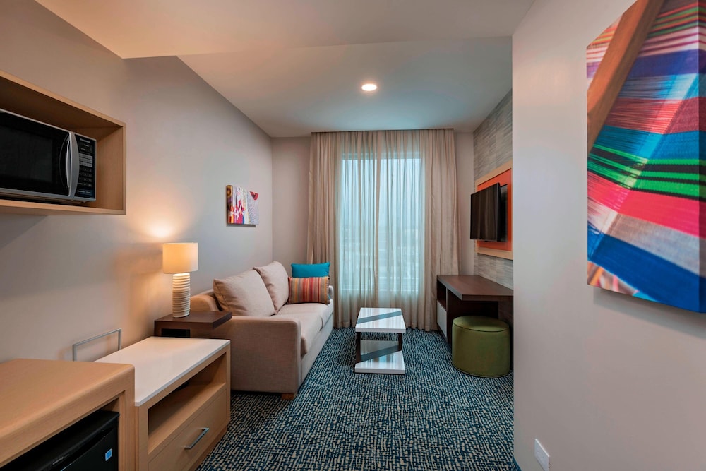 FAIRFIELD BY MARRIOTT SAN SALVADOR 12/32