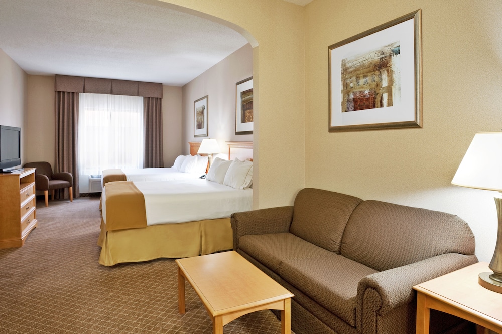Holiday Inn Express Hotel and Suites Chesterfield - Selfridge Area 33/57