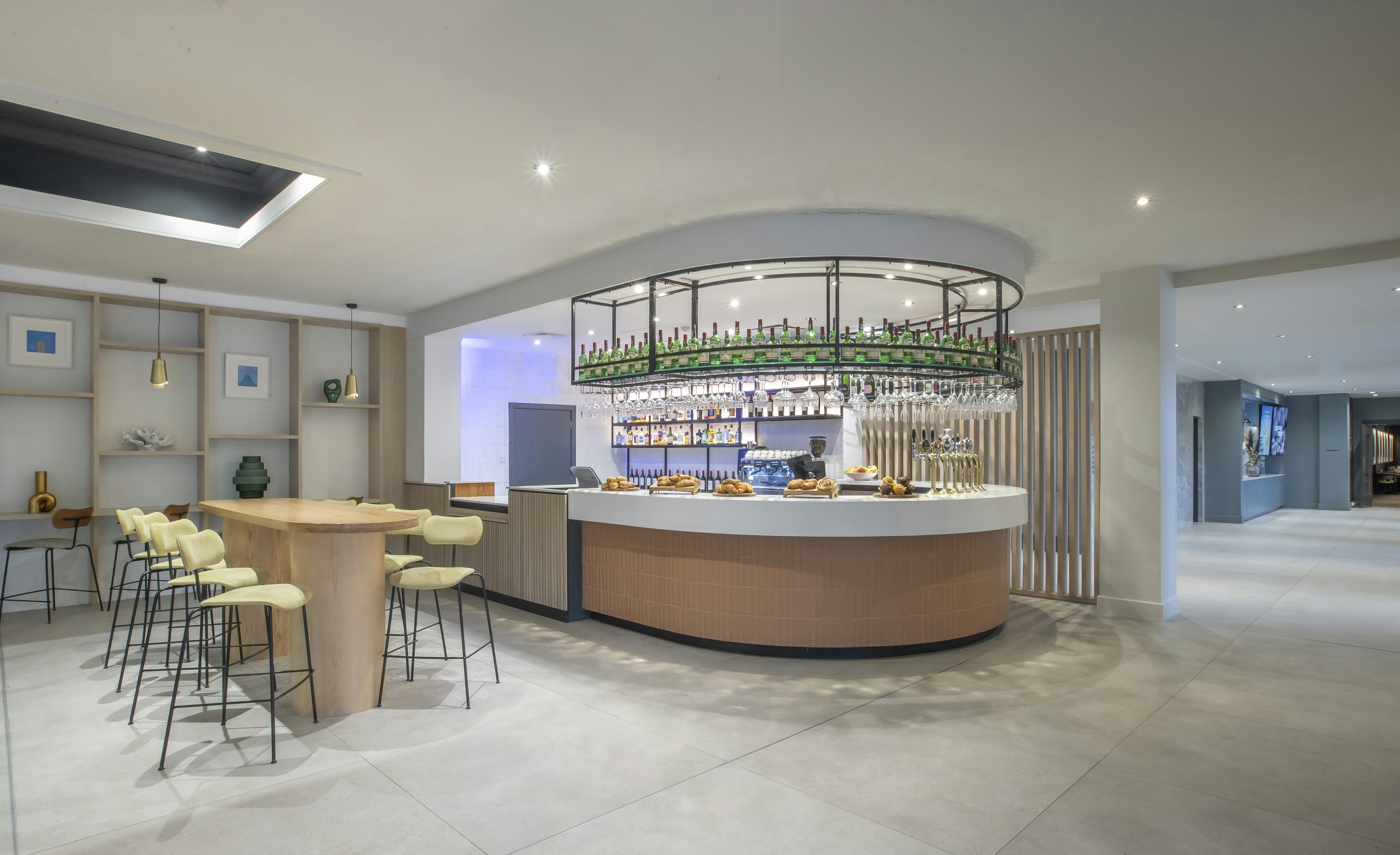 Clayton Hotel Dublin Airport Central 7/72
