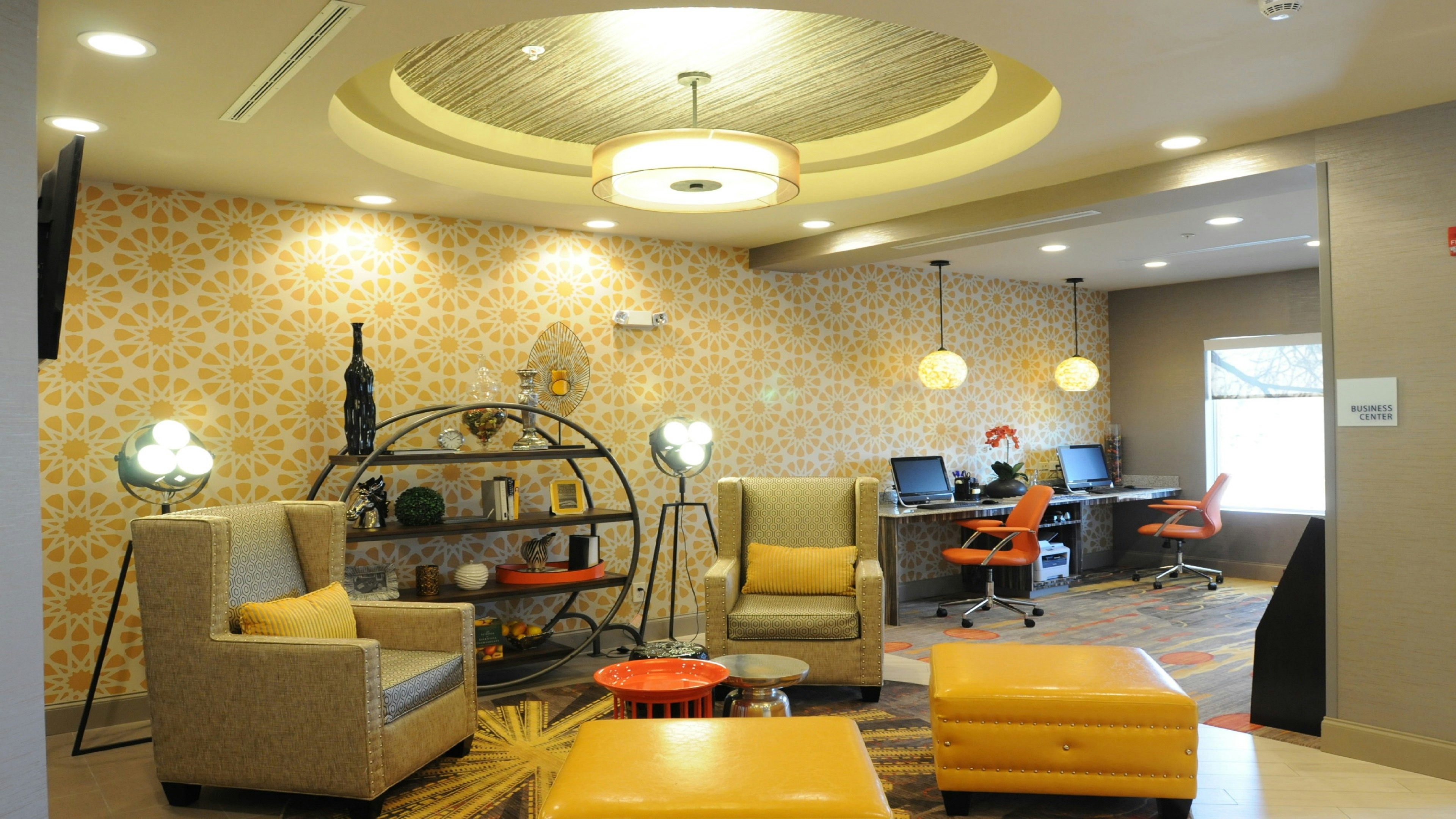 HOLIDAY INN EXPRESS COVINGTON MADISONVILLE 34/49
