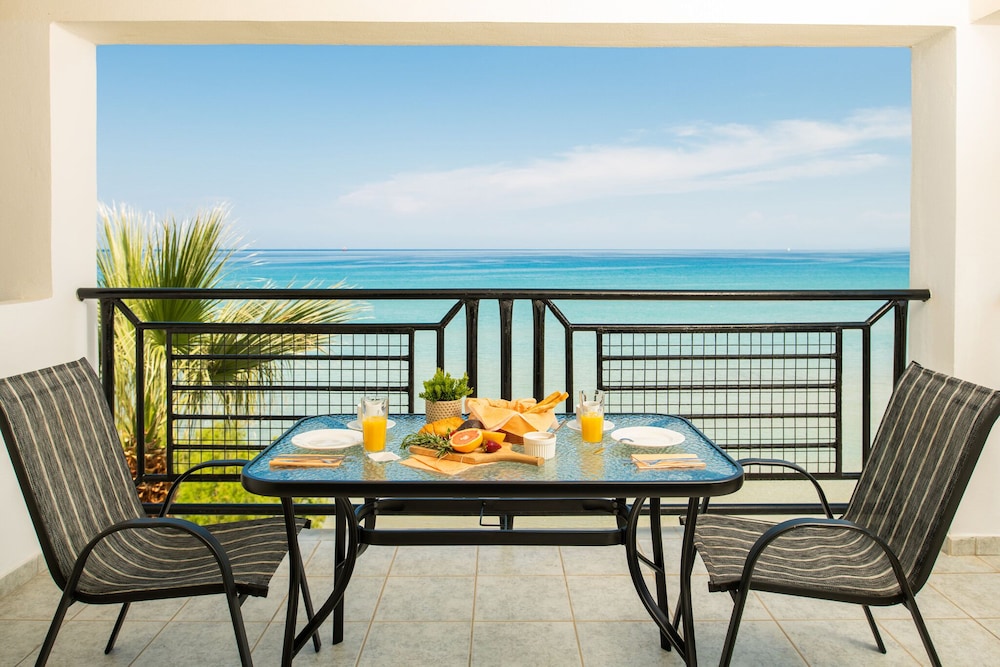 Sea View Hotel 38/61