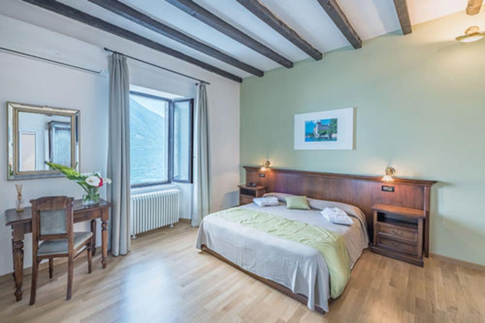 HOTEL VILLA BELVEDERE 20/68