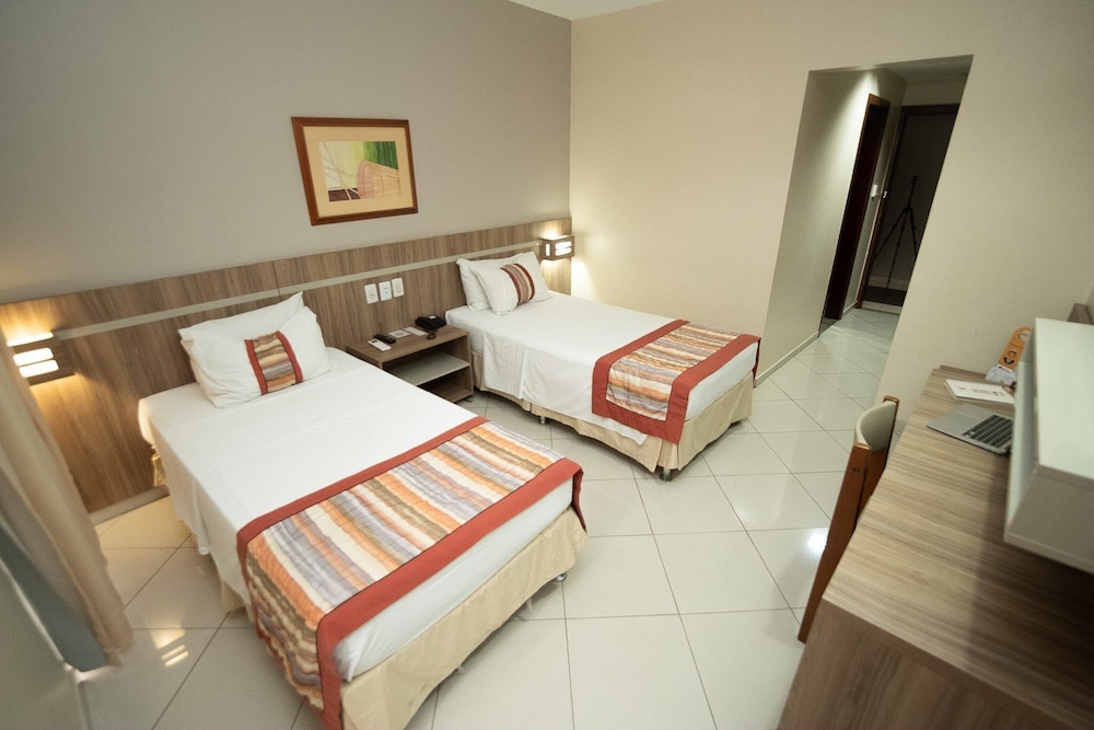 PAIAGUAS PALACE HOTEL 11/67