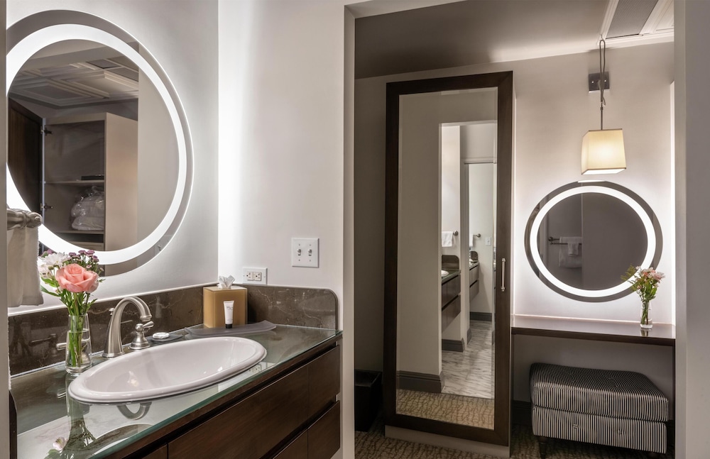 Warwick San Francisco Hotel 45/49