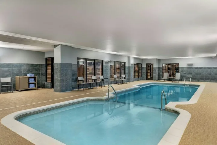 Residence Inn by Marriott Milwaukee Brookfield at Poplar Creek 14/37