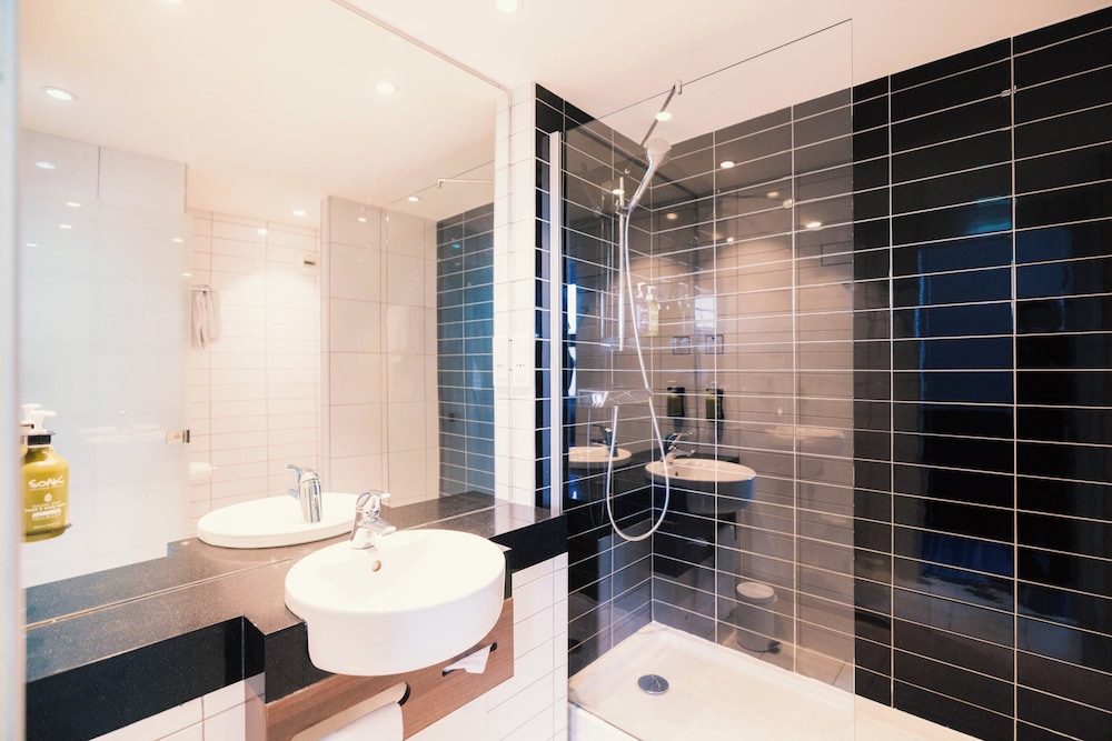 Standard, Double Bed, Holiday Inn Express Lille Centre by IHG 4/5
