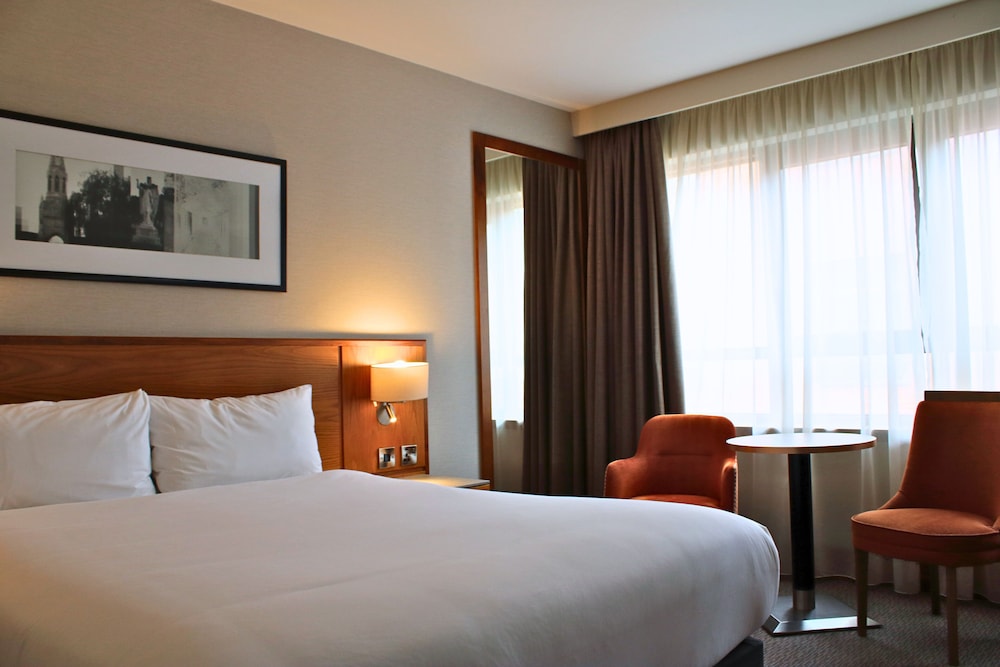 EXECUTIVE, DOUBLE BED