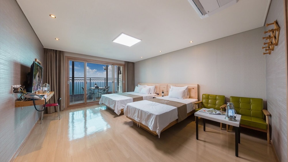 Aria Pension Resort 29/47