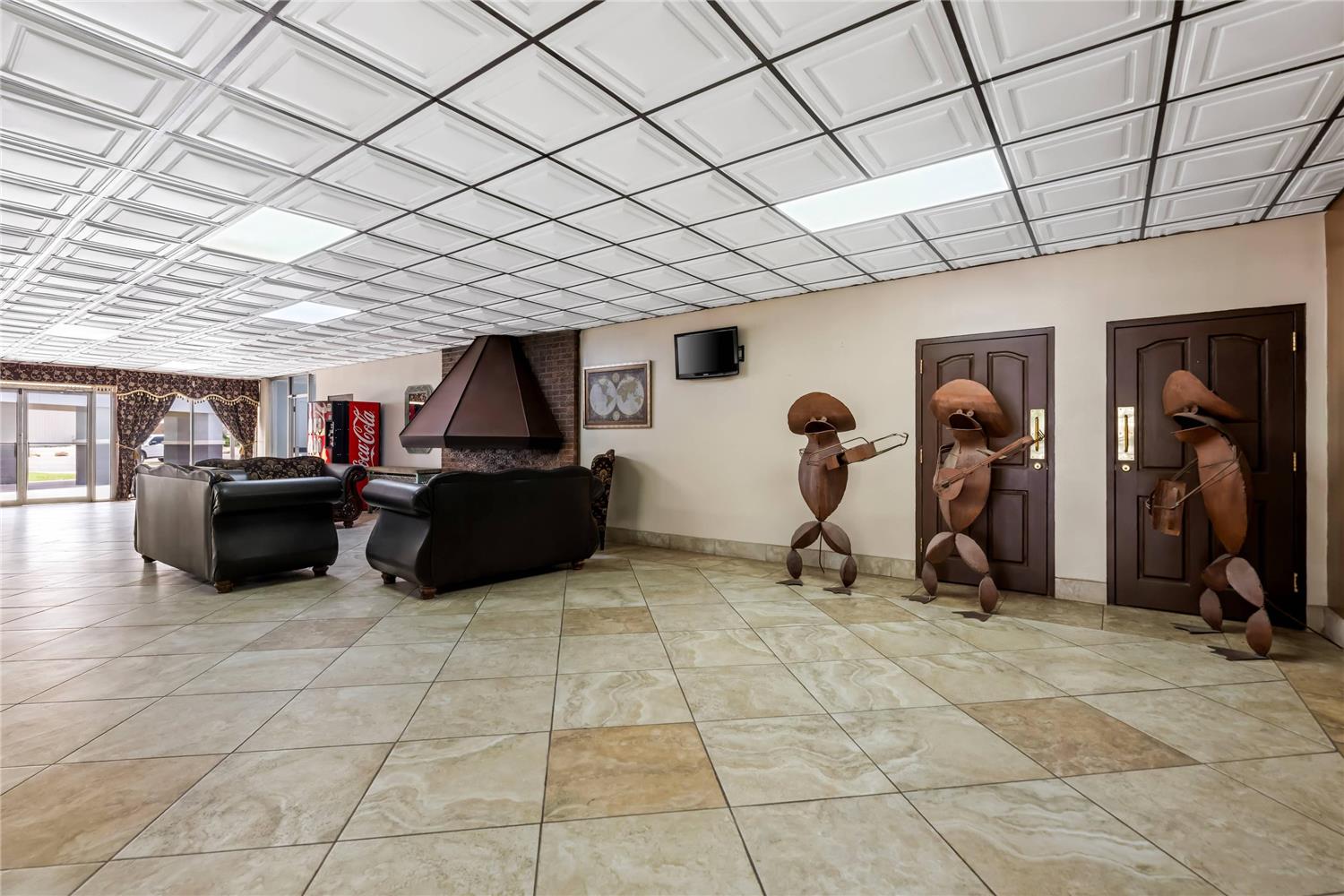 Econo Lodge Carlsbad Caverns Area 9/25