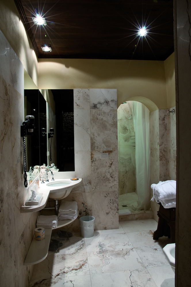 Castello di Monterone 64/64