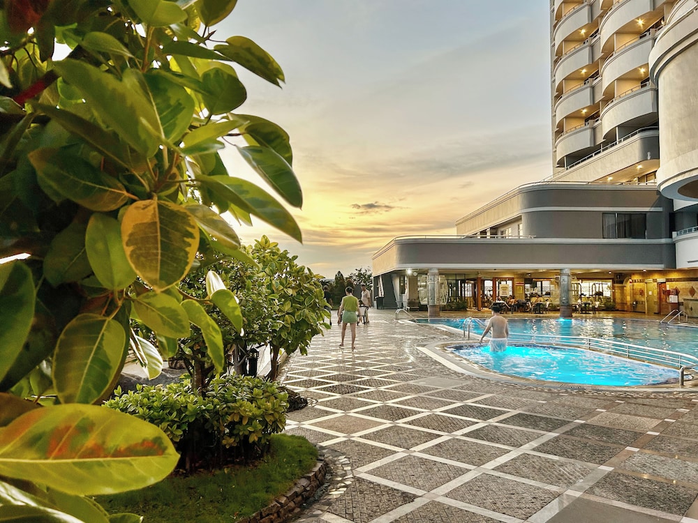 Planet Holiday Hotel And Residence 66/69