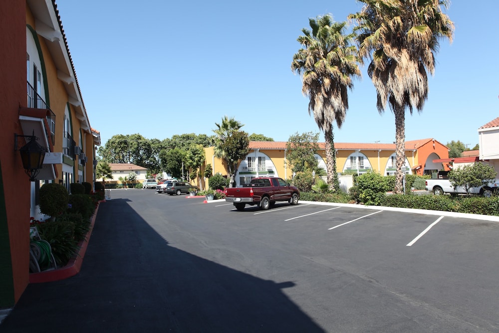 Granada Inn 1/67