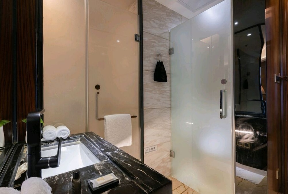 Honder International Hotel 14/36