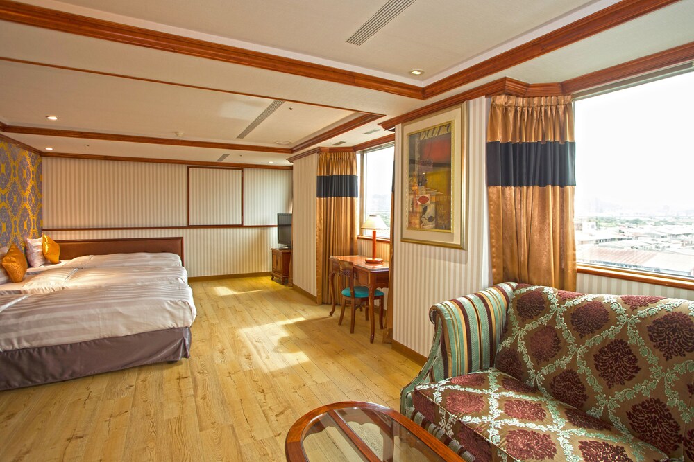 Silken Hotel 16/63