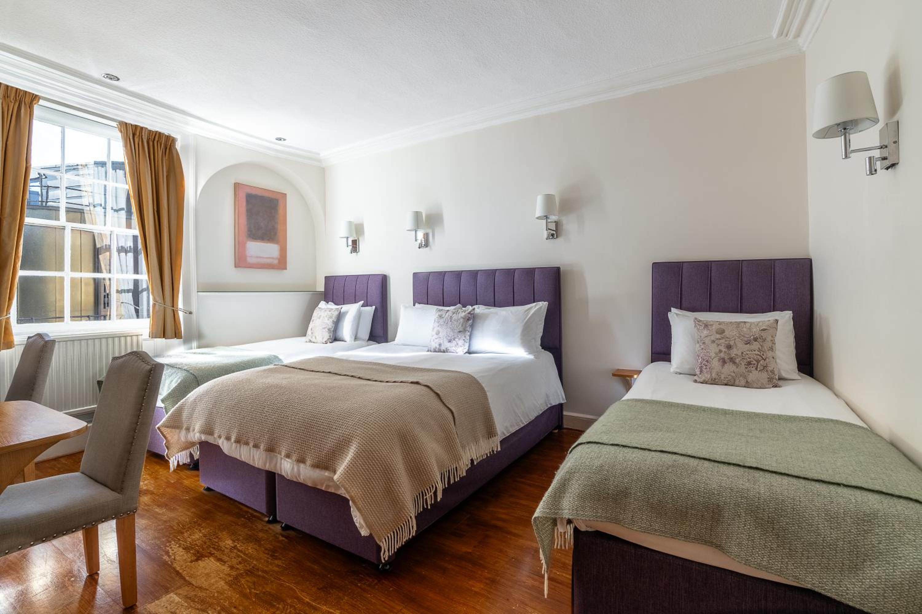 Harlingford Hotel 16/50
