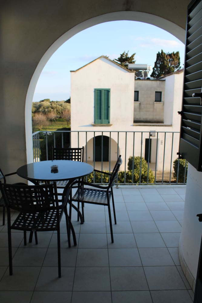 Blu Mare Village 7/50