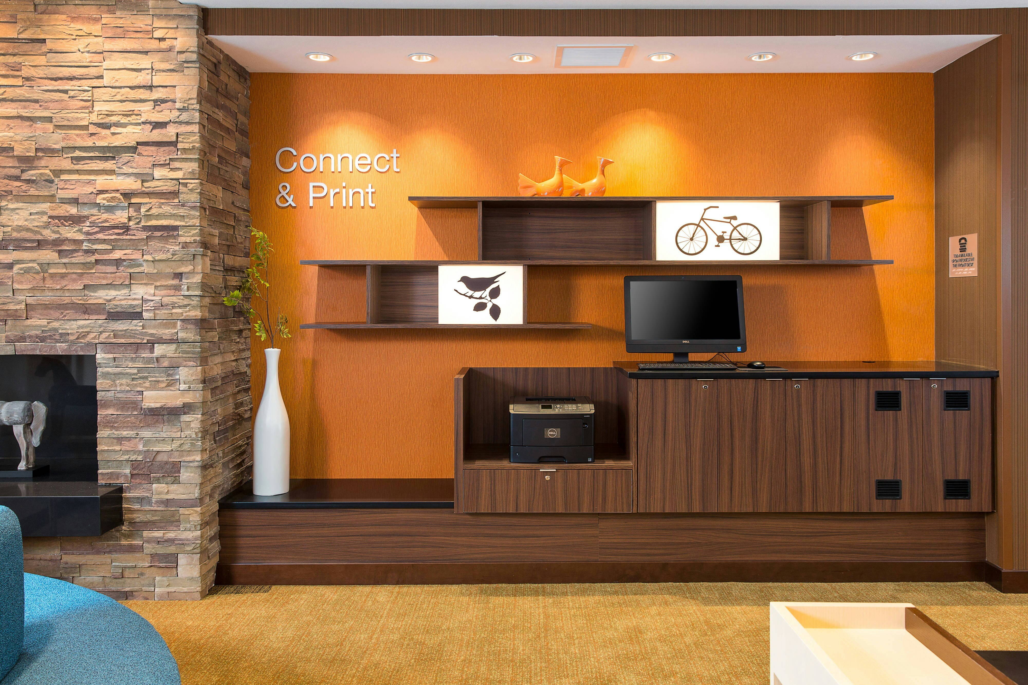 Lobby at Fairfield Inn And Suites By Marriott Sacramento Folsom, FOLSOM - CA