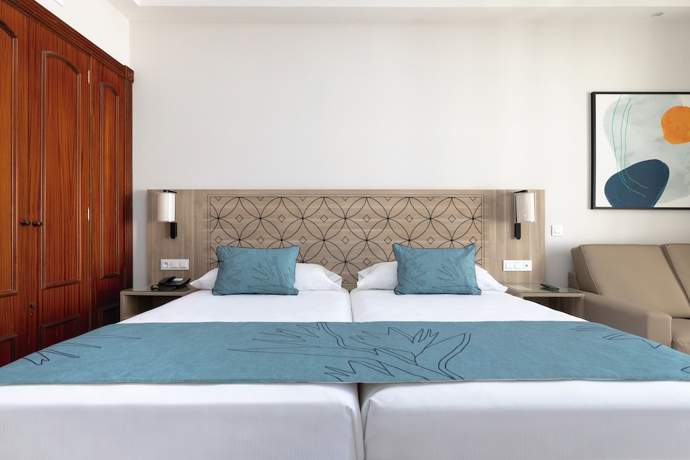 Hotel Riu Madeira 24/67