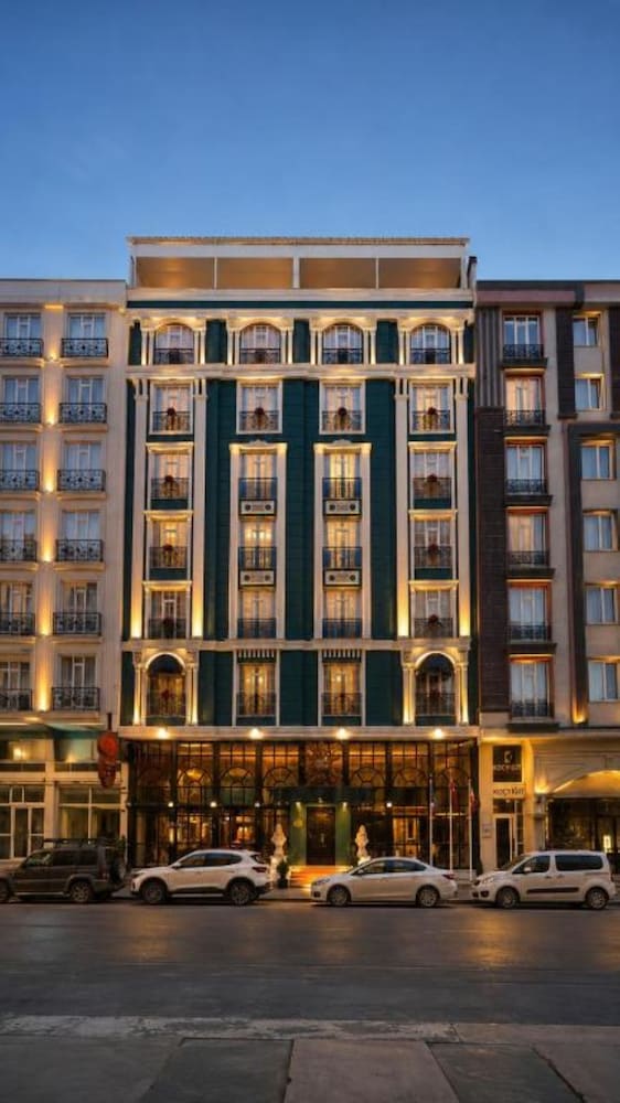 Reform Hotel 3/50