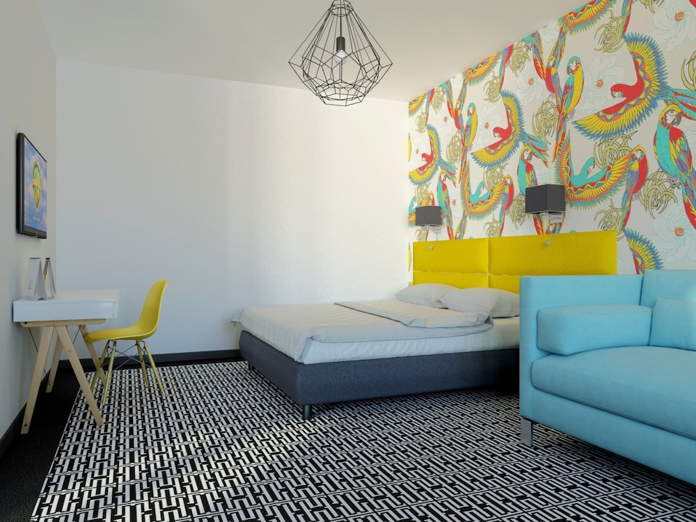Liv Inn Aparthotel 44/66
